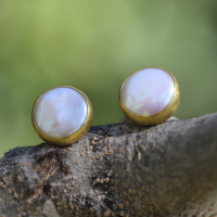 XL Freshwater Pearl Gold Earrings Image